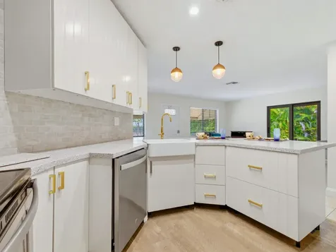 825 Dogwood Drive Delray Beach FL 33483