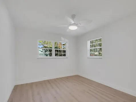 900 Jasmine Lane Vero Beach FL 32963