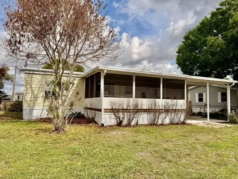 1088 Peach Street Okeechobee FL 34974