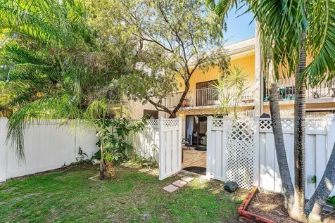 236 SE 10th Avenue Pompano Beach FL 33060