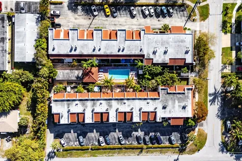 236 SE 10th Avenue Pompano Beach FL 33060