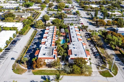 236 SE 10th Avenue Pompano Beach FL 33060