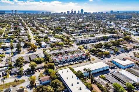 236 SE 10th Avenue Pompano Beach FL 33060