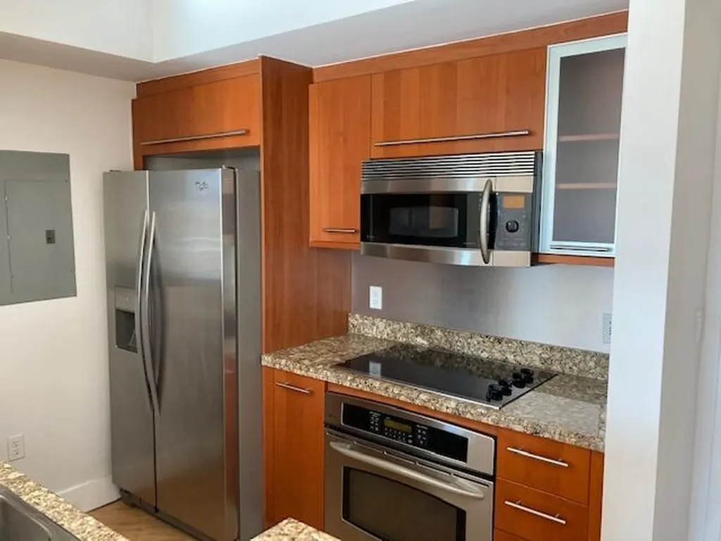 110 Washington Avenue Miami Beach FL 33139