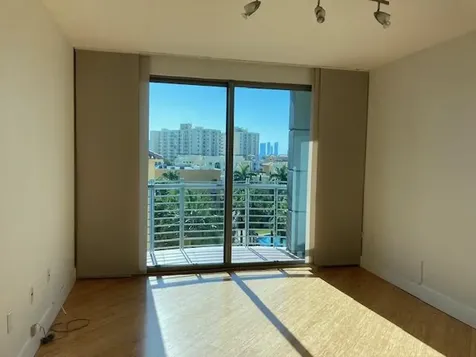 110 Washington Avenue Miami Beach FL 33139