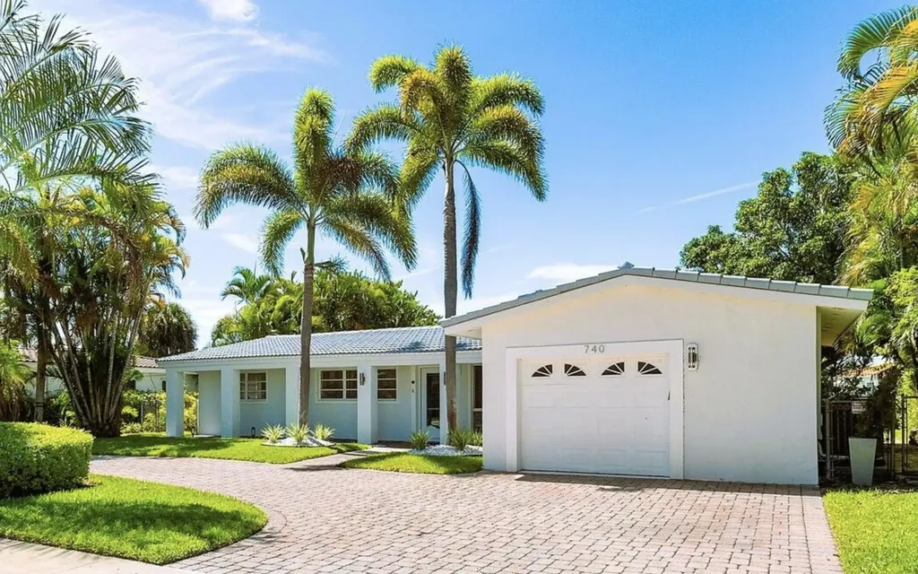 740 NE 69th Street Boca Raton FL 33487