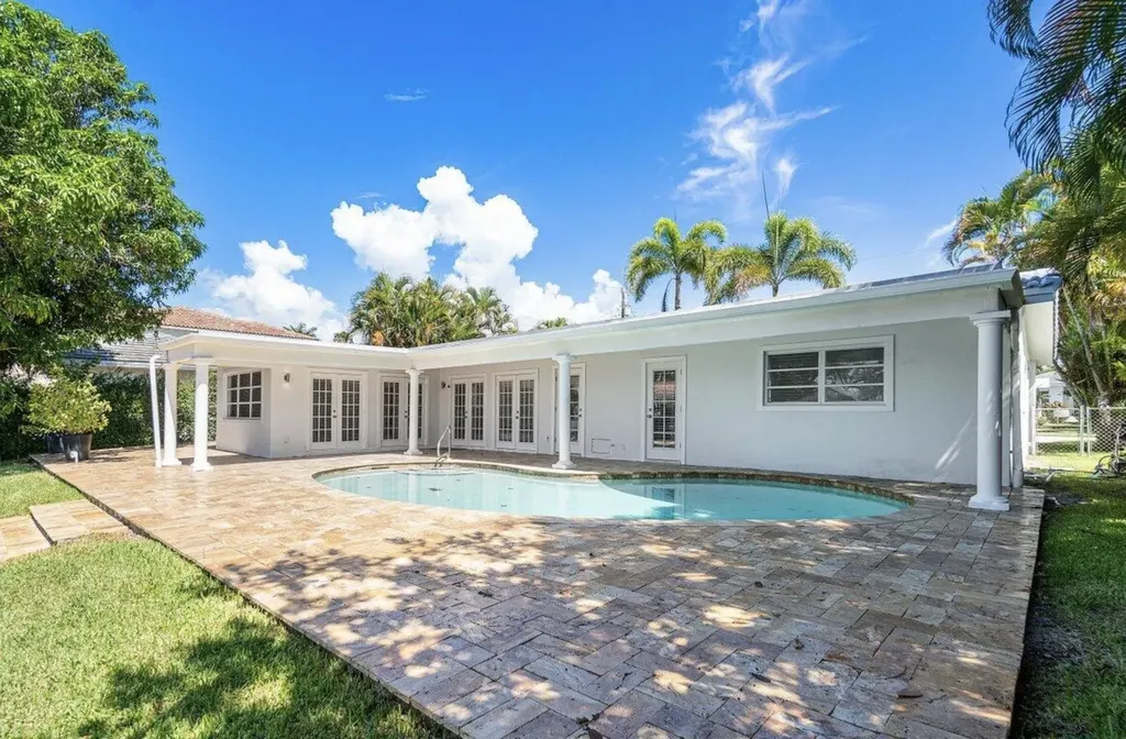 740 NE 69th Street Boca Raton FL 33487
