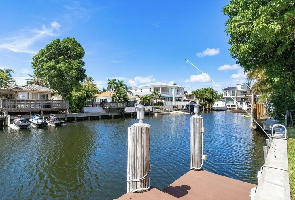 740 NE 69th Street Boca Raton FL 33487