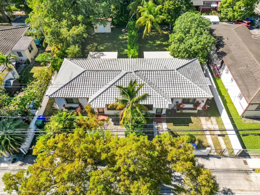 6820 NE 5th Avenue Miami FL 33138