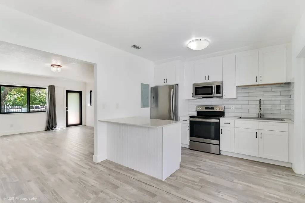 6820 NE 5th Avenue Miami FL 33138