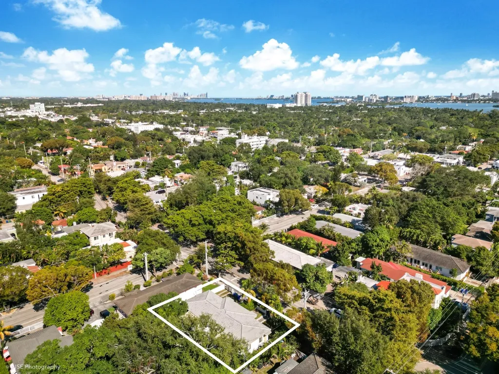 6820 NE 5th Avenue Miami FL 33138
