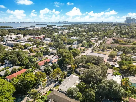 6820 NE 5th Avenue Miami FL 33138