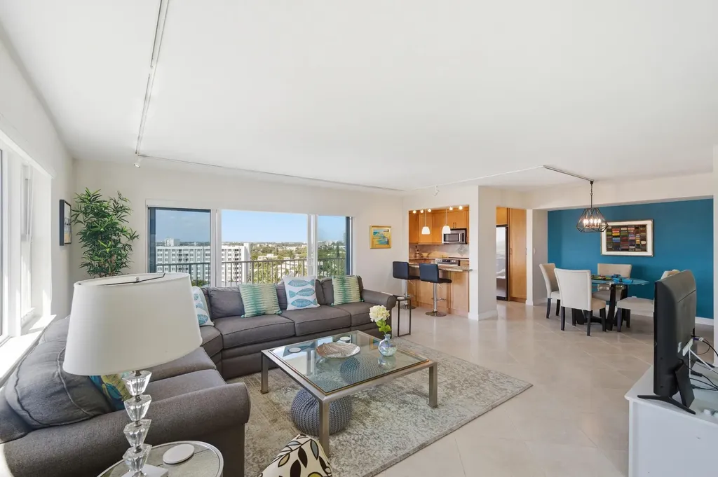 1200 Hibiscus Avenue Pompano Beach FL 33062