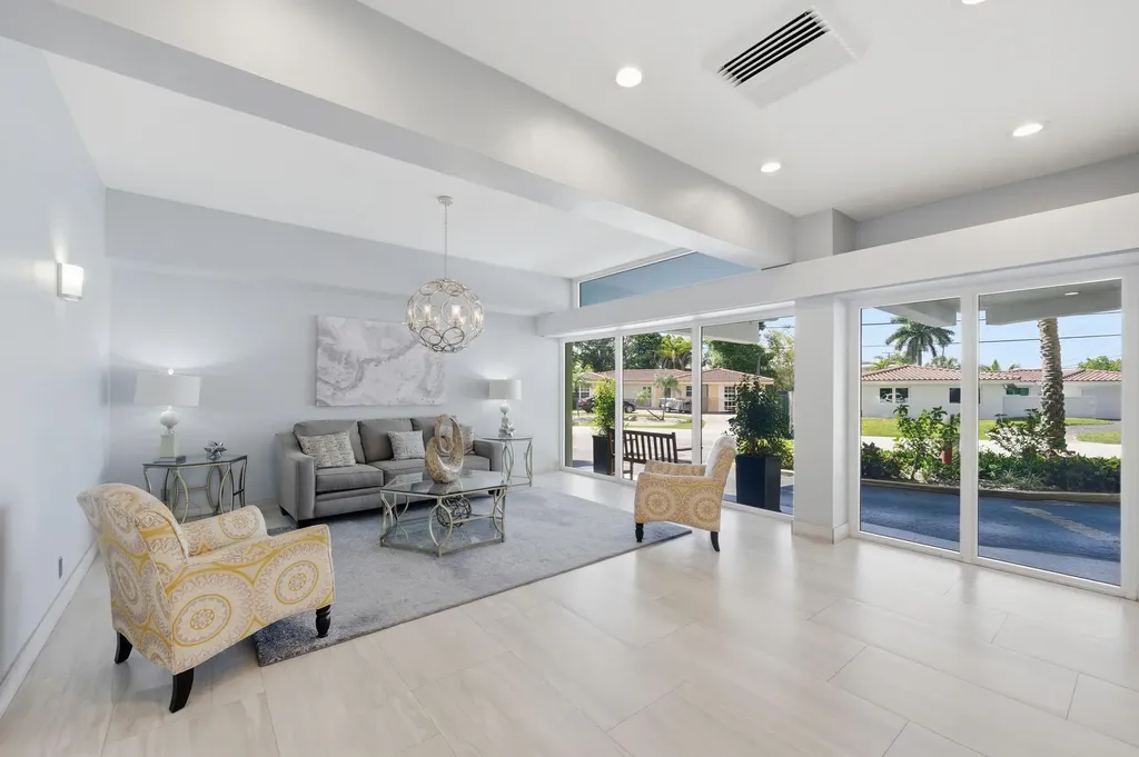 1200 Hibiscus Avenue Pompano Beach FL 33062