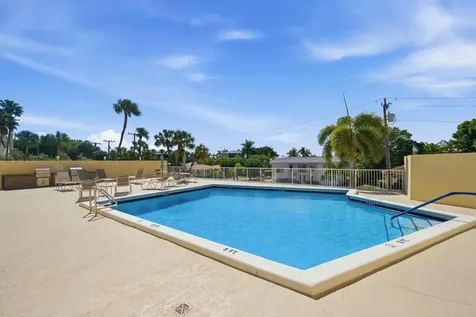 1200 Hibiscus Avenue Pompano Beach FL 33062