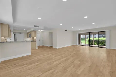 24 SE Turtle Creek Drive Jupiter FL 33469