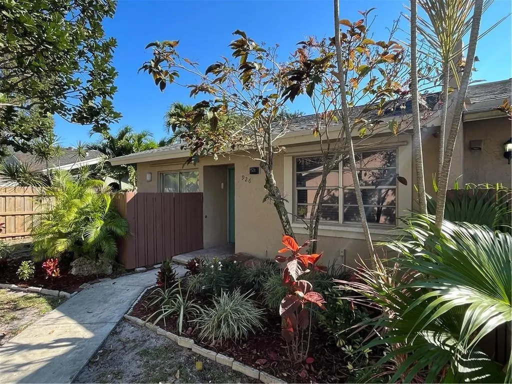 926 Banks Road Coconut Creek FL 33063