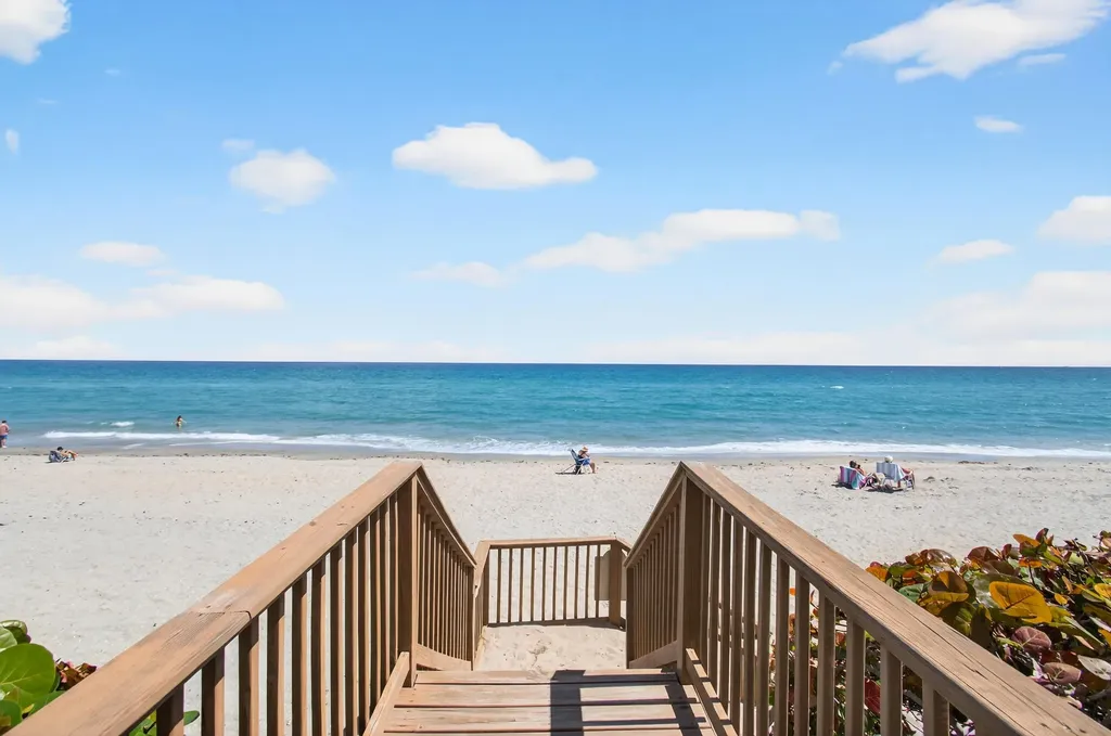 3560 S Ocean Boulevard South Palm Beach FL 33480