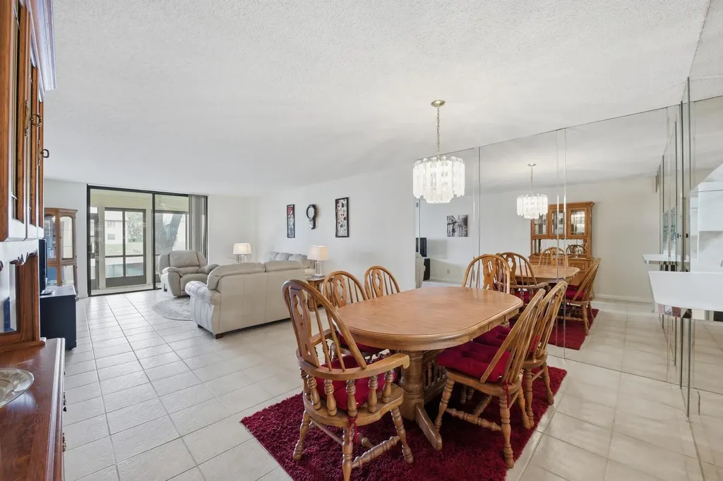 4725 Lucerne Lakes Boulevard Boulevard E Lake Worth FL 33467