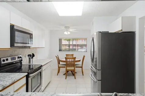 4725 Lucerne Lakes Boulevard Boulevard E Lake Worth FL 33467