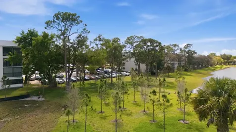 4725 Lucerne Lakes Boulevard Boulevard E Lake Worth FL 33467