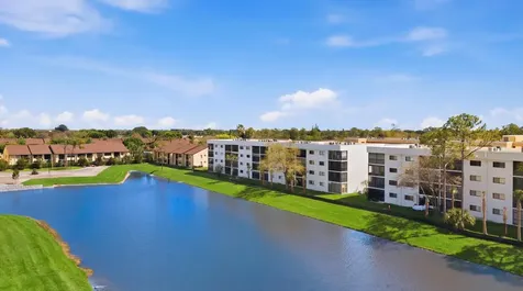 4725 Lucerne Lakes Boulevard Boulevard E Lake Worth FL 33467