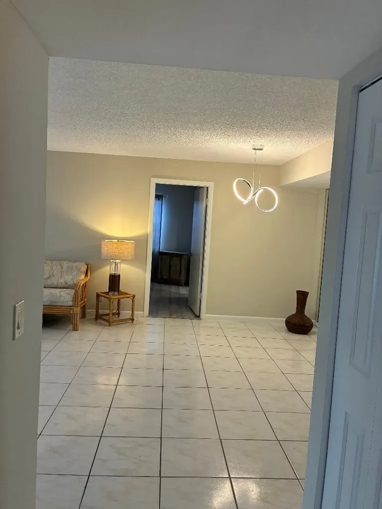 98 Capri C Delray Beach FL 33484