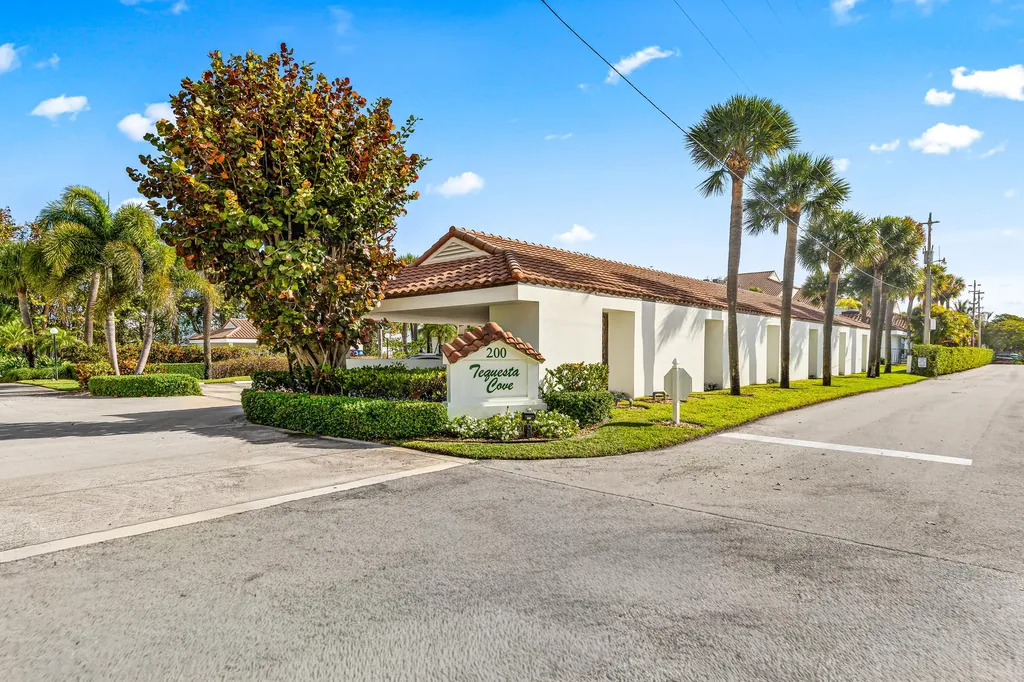 200 Waterway Road Tequesta FL 33469