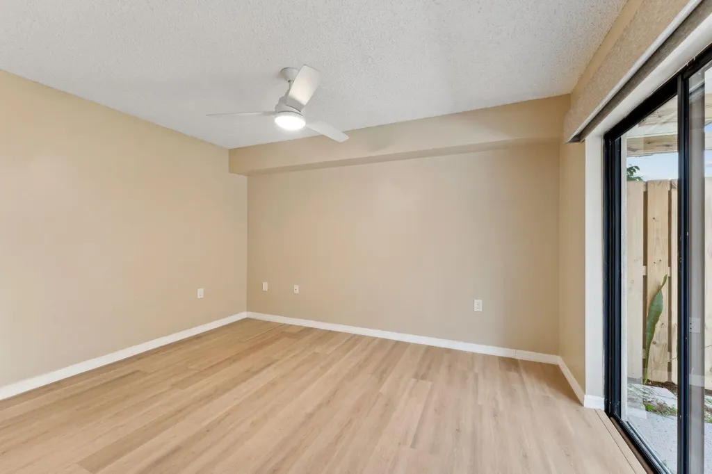 2508 25th Lane Palm Beach Gardens FL 33418