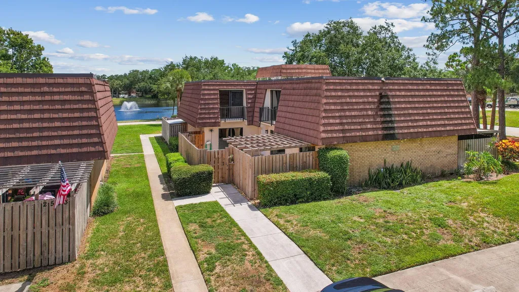 2508 25th Lane Palm Beach Gardens FL 33418