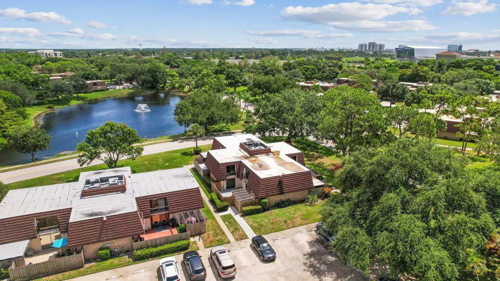 2508 25th Lane Palm Beach Gardens FL 33418