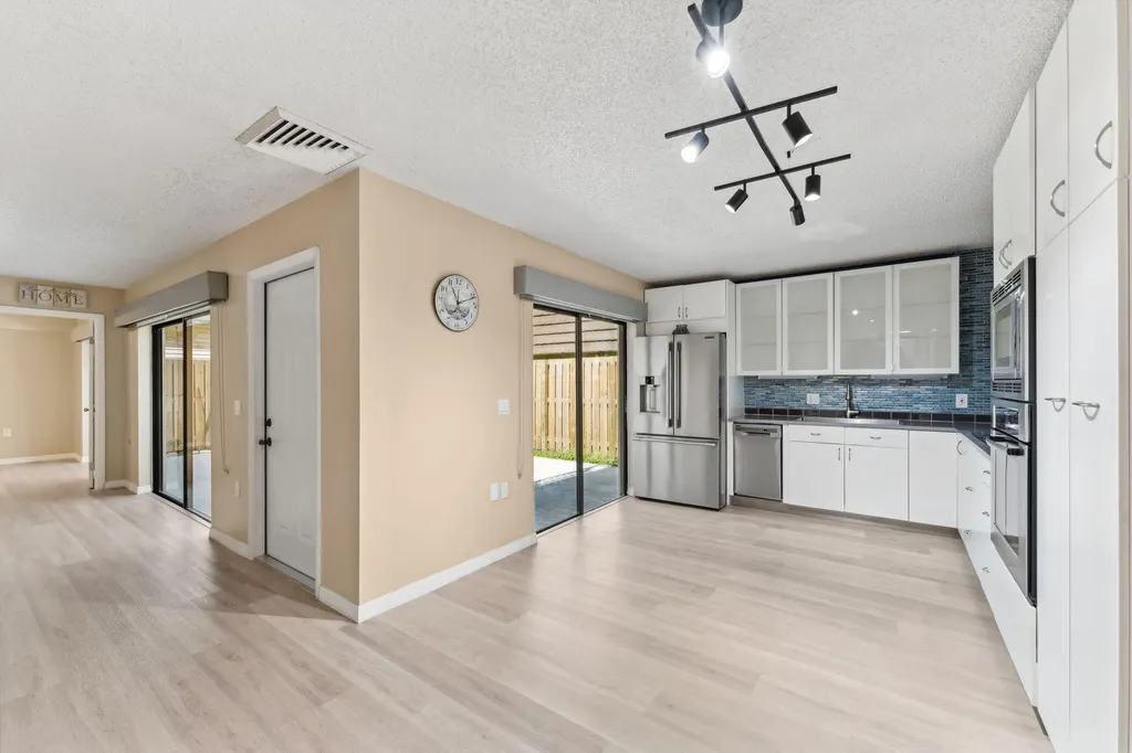2508 25th Lane Palm Beach Gardens FL 33418