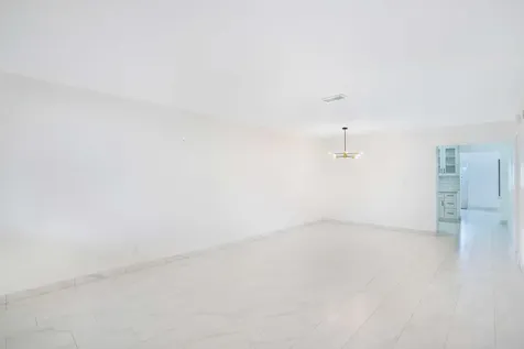 5100 NE 22nd Avenue Lighthouse Point FL 33064