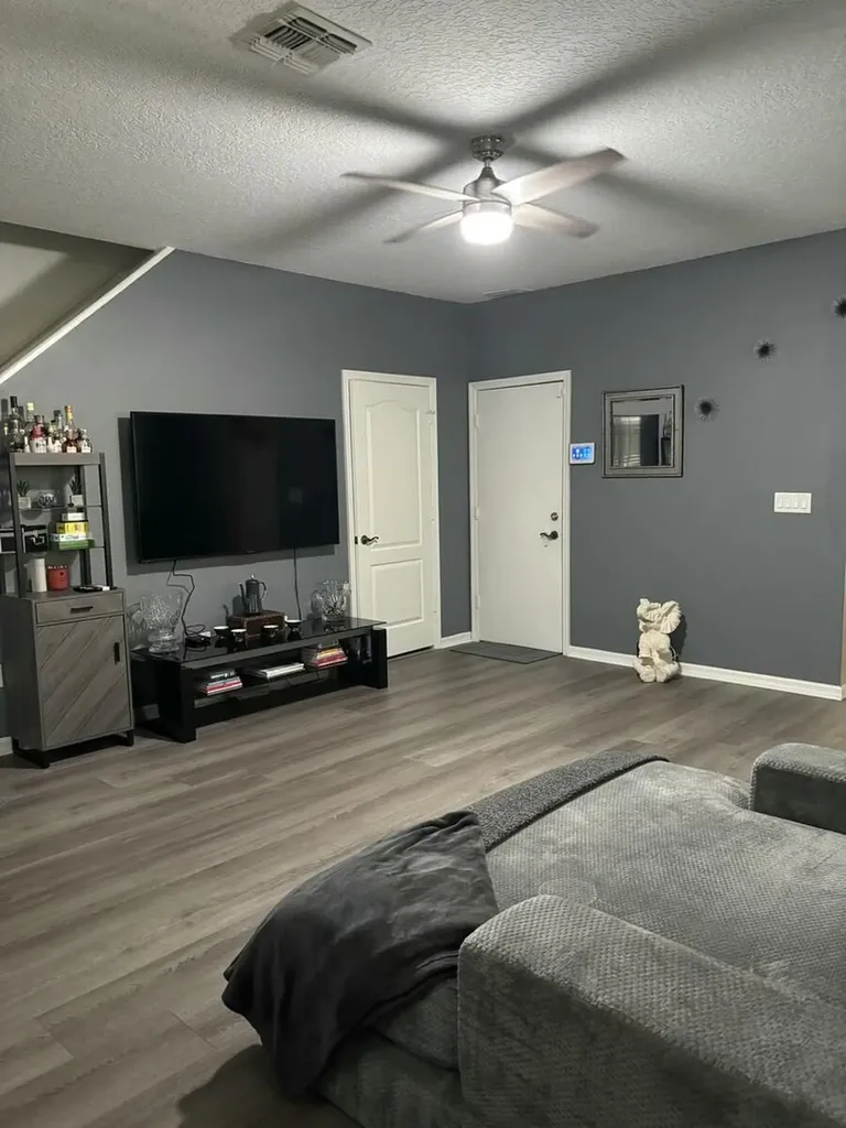 2104 SE Eatonville Drive Port St Lucie FL 34952