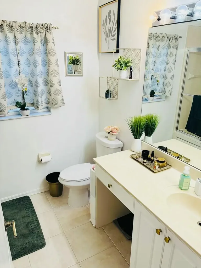 2104 SE Eatonville Drive Port St Lucie FL 34952