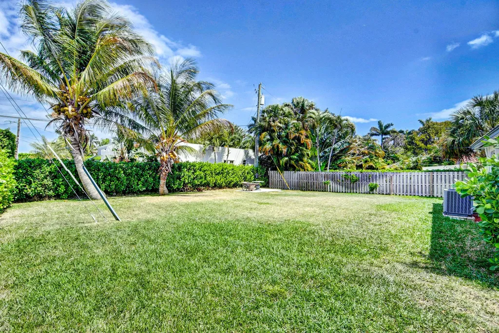 4300 Washington Road West Palm Beach FL 33405