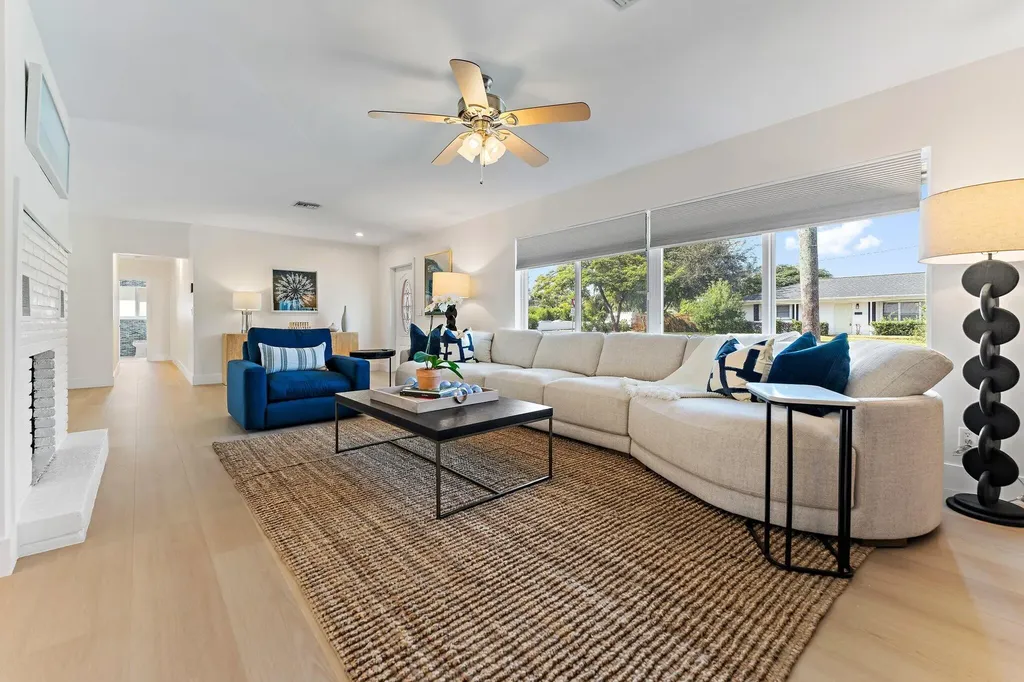 4300 Washington Road West Palm Beach FL 33405