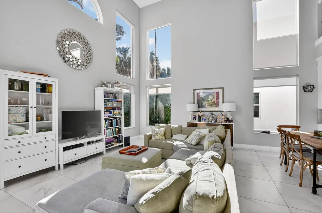 9856 Palma Vista Way Boca Raton FL 33428