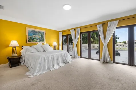 1075 Hillsboro Mile Hillsboro Beach FL 33062