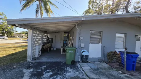 2305 E River Drive Margate FL 33063