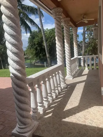 2215 Hypoluxo Road Lantana FL 33462