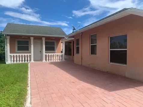 2215 Hypoluxo Road Lantana FL 33462