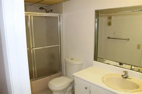 9728 S Belfort Circle Tamarac FL 33321