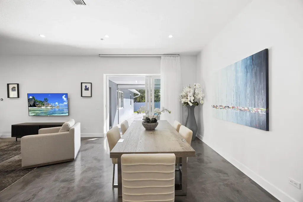 930 NW 4th Court Boca Raton FL 33432