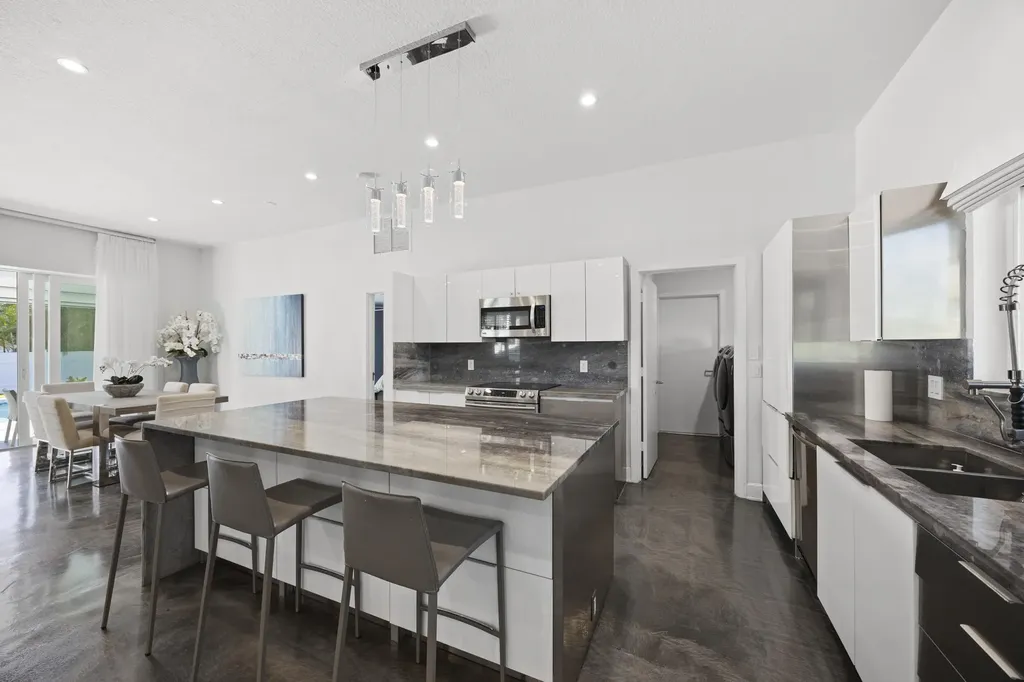 930 NW 4th Court Boca Raton FL 33432