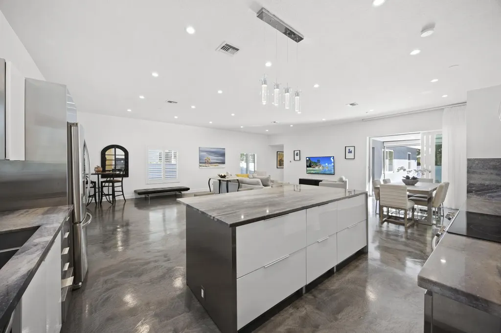 930 NW 4th Court Boca Raton FL 33432