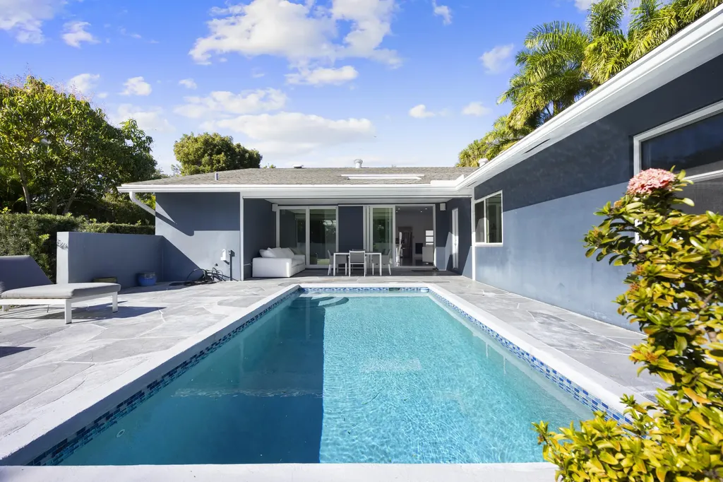 930 NW 4th Court Boca Raton FL 33432