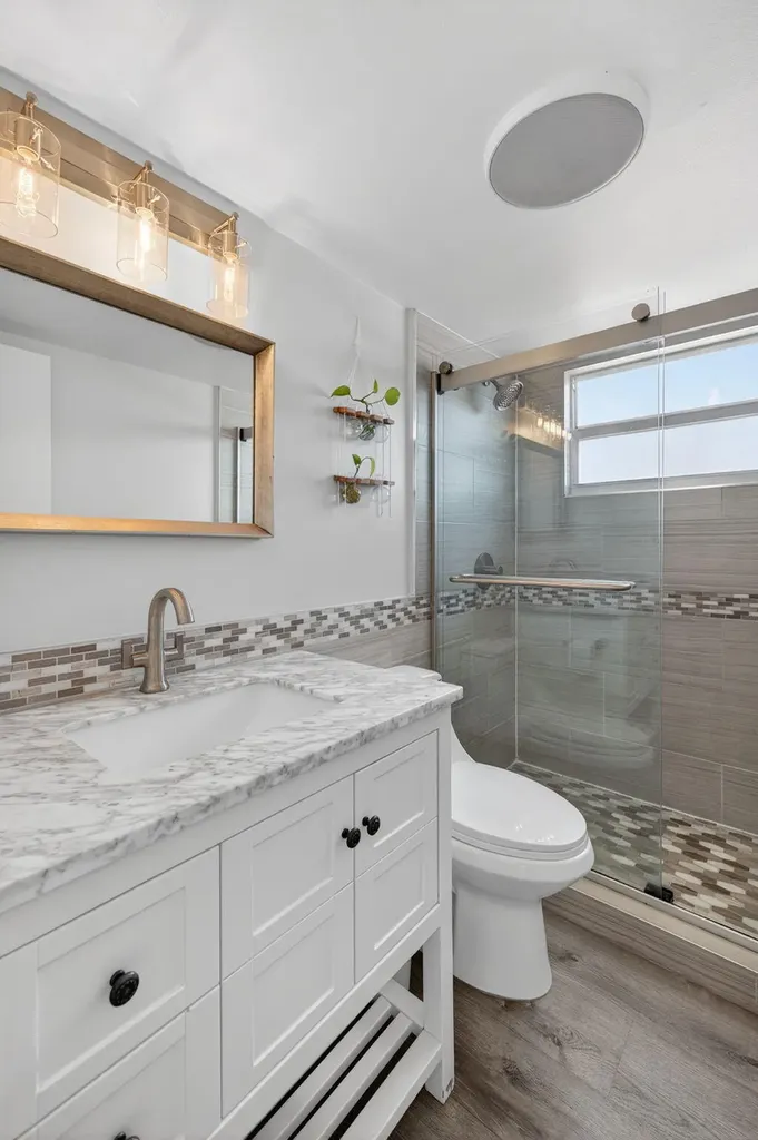 2555 NE 11th Street Fort Lauderdale FL 33304
