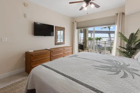 275 NW Flagler Avenue Stuart FL 34994