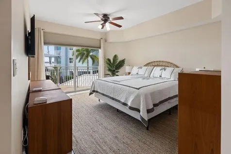 275 NW Flagler Avenue Stuart FL 34994